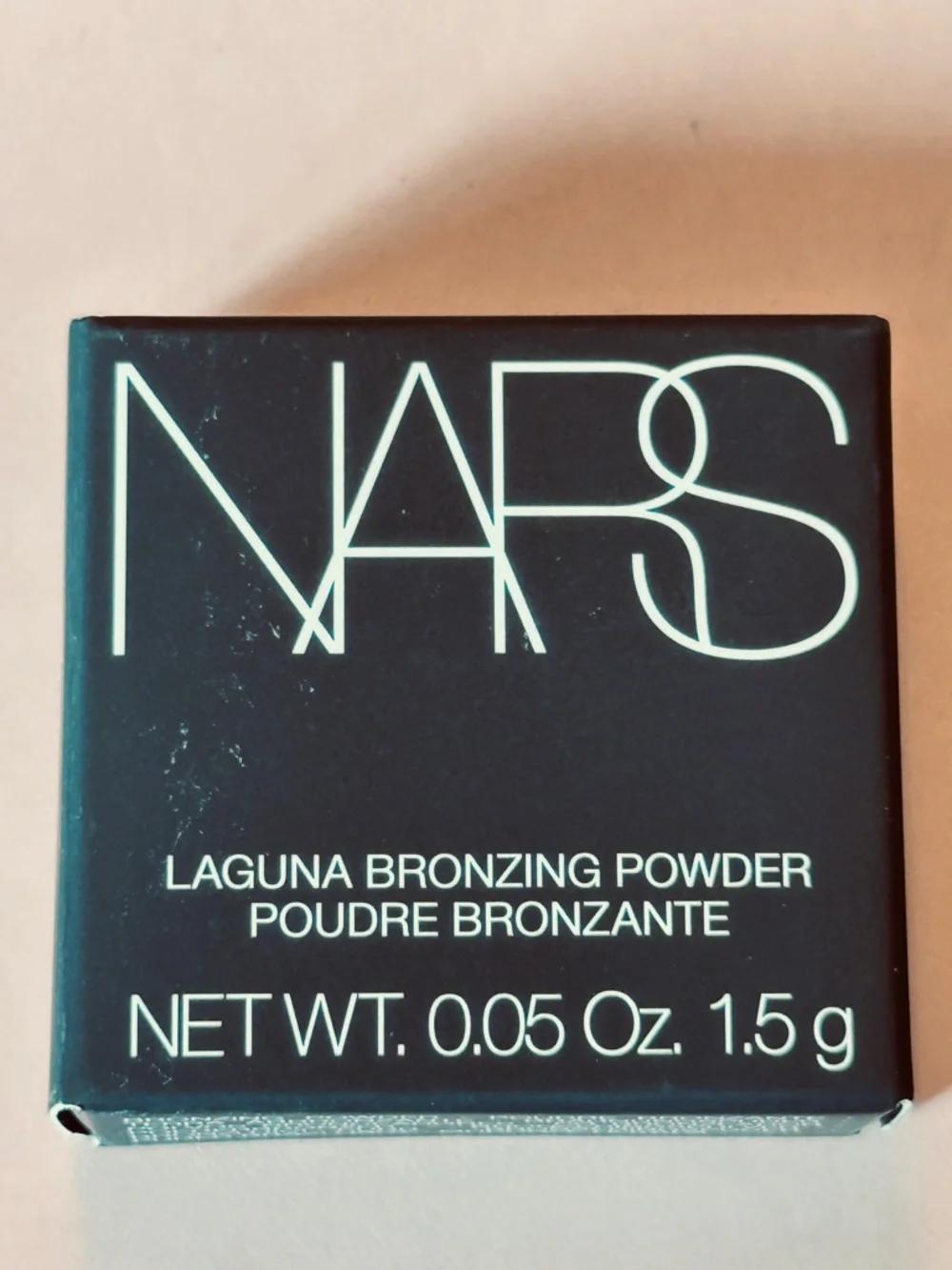 NARS Laguna Bronzing Powder Compact - Warm Tan & Black Packaging